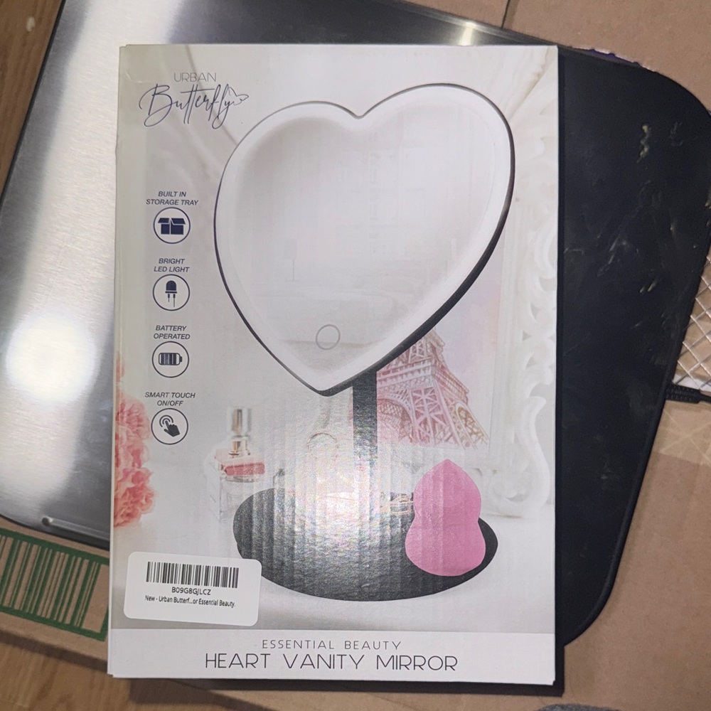 Heart Vanity Mirror - Black